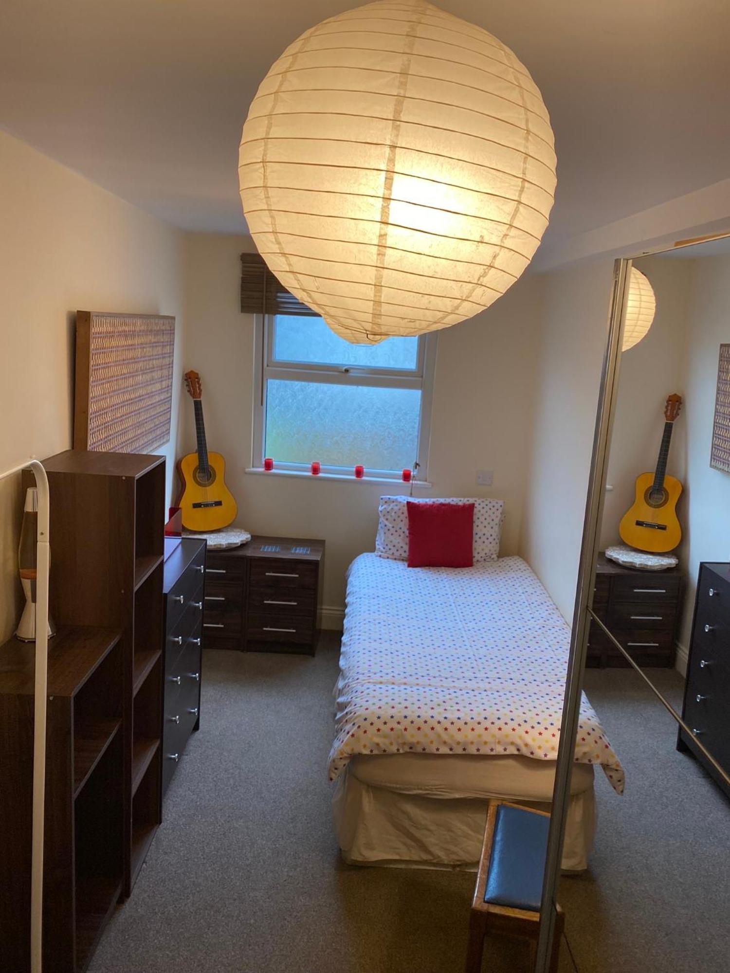 35 Mins To Central London. 3 Bedrooms. 2 Bathrooms With Garden Exteriör bild